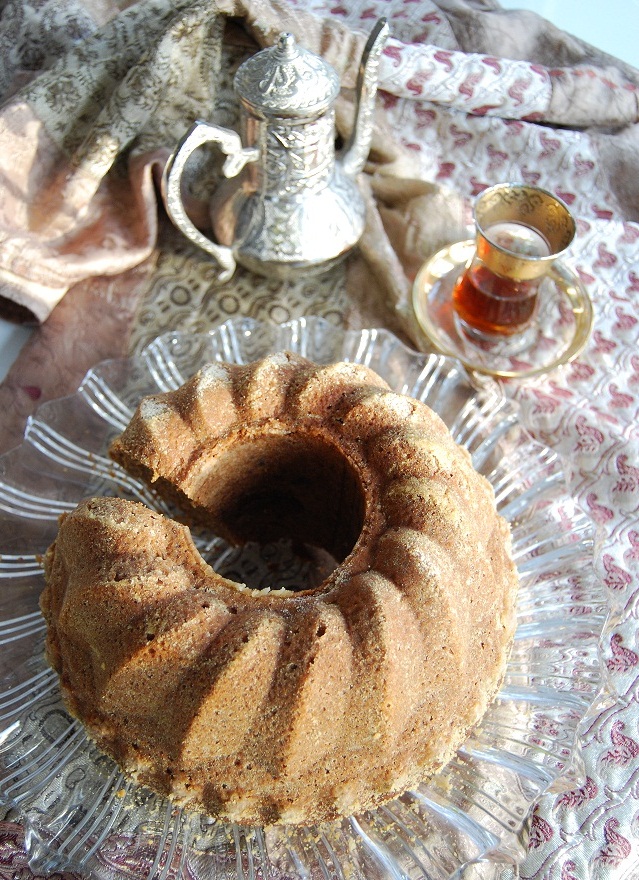 Rusinakakku