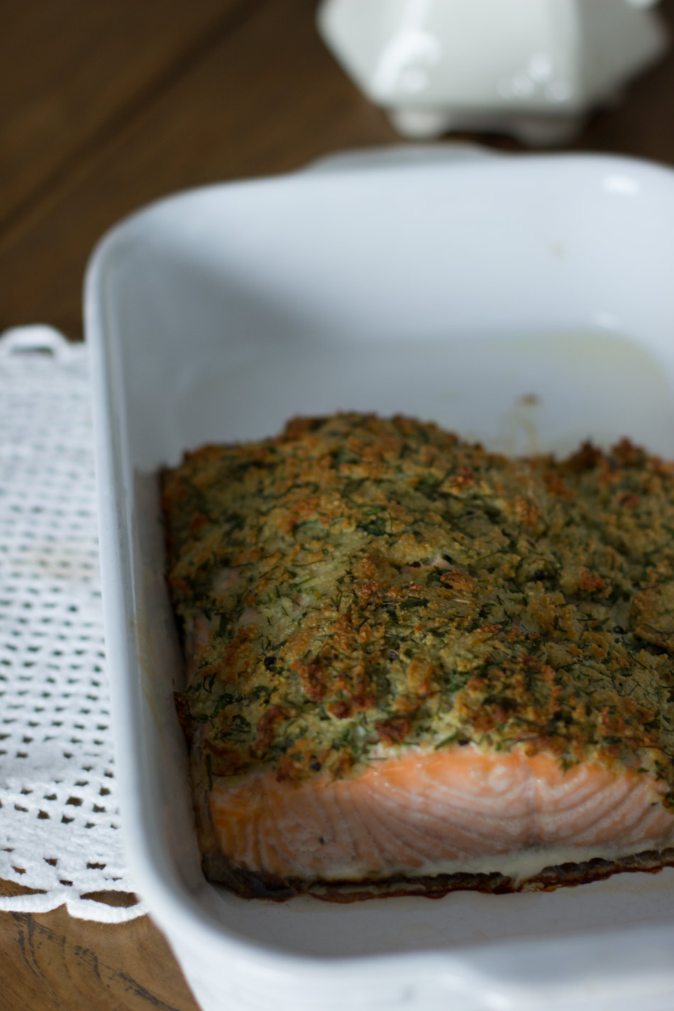parmesaanikuorrutteinen lohi